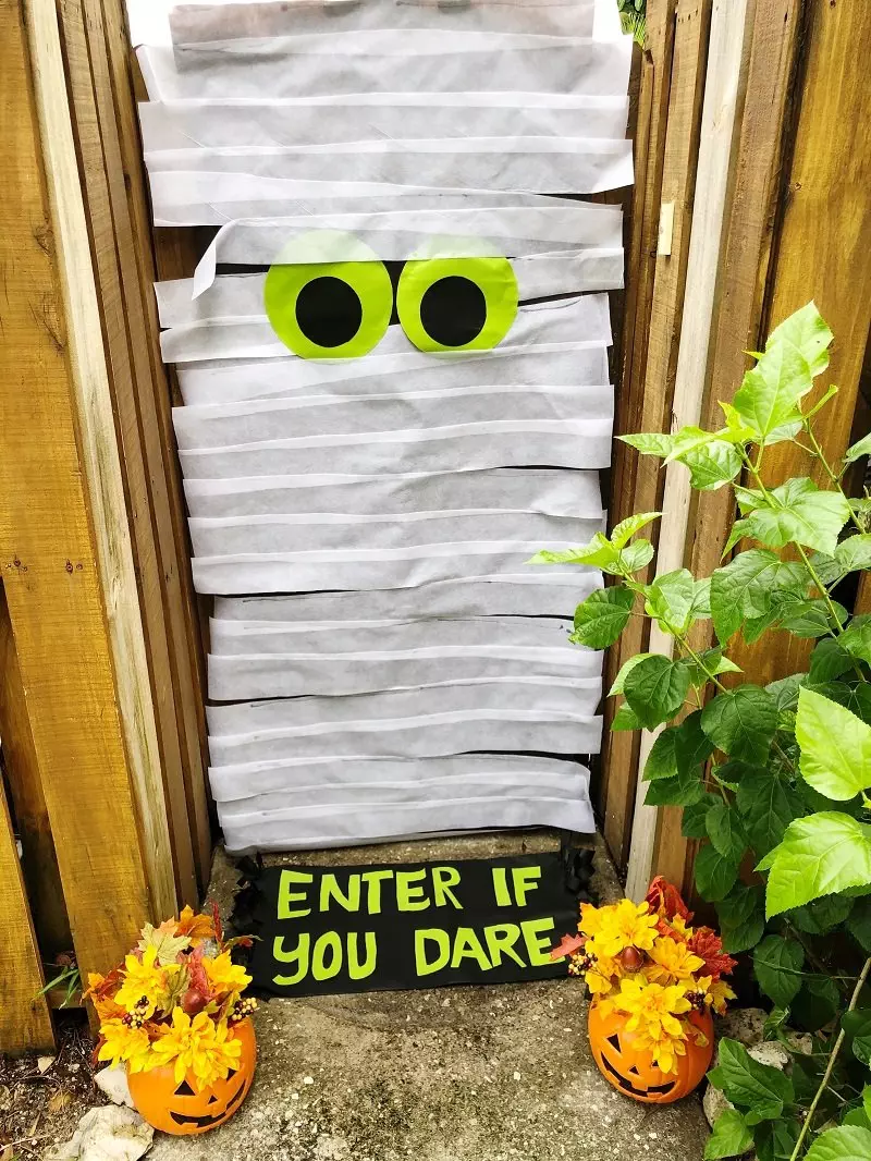 Creatively Beth Easy Halloween Mummy Door with Oly Fun