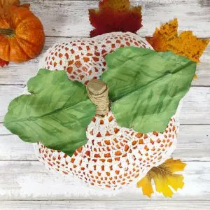 Creatively Beth Embellish Pumpkins with Lace #creativelybeth #pumpkins #lace #decoart #homedecor #diy