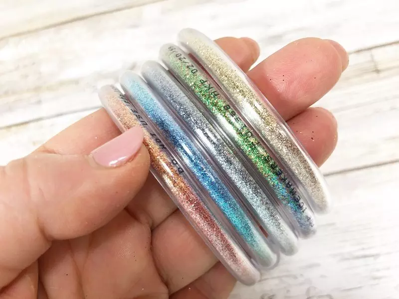 DIY Glitter Bracelets from hardware store tubing Creatively Beth #creativelybeth #craftlightning #glitter #crafts #jewelry #15minutecrafts