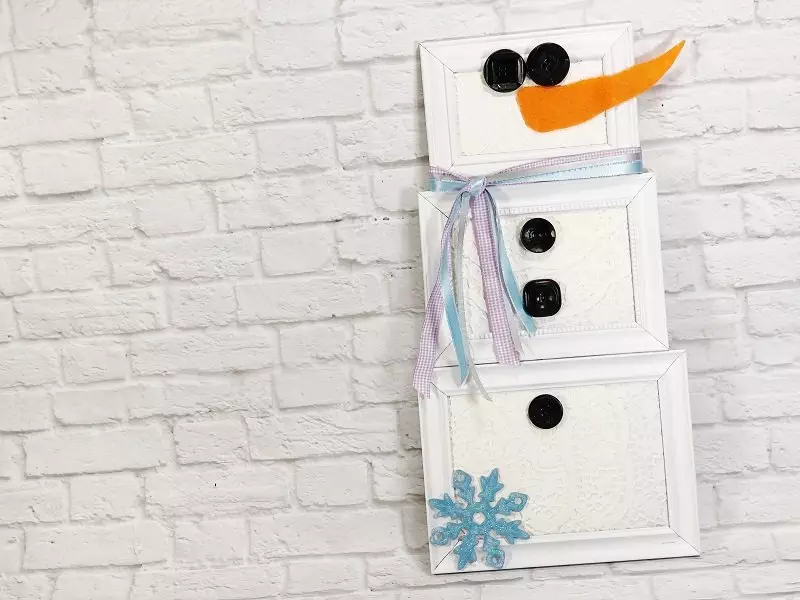30 Minute Dollar Tree Picture Frame Snowman Creatively Beth #creativelybeth #dollartreecrafts #snowmancrafts #kidscrafts #wintercrafts