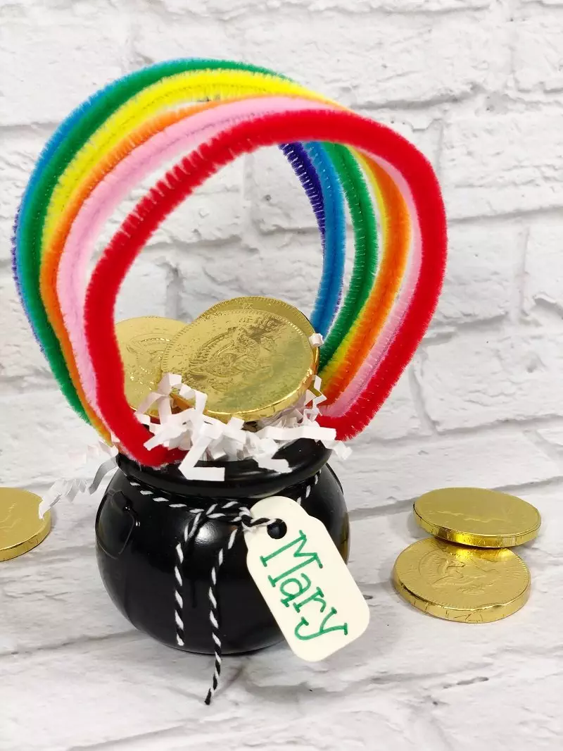 Rainbow Pot of Gold Craft with Dollar Tree supplies Creatively Beth #creativelybeth #rainbow #potofgold #dollartree #stpatricksdaycrafts
