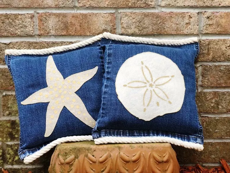 Starfish and Sand Dollar Denim Pillows Creatively Beth #creativelybeth #coastal #homedecor #polyfil #nosewpillow #upcycle #denim