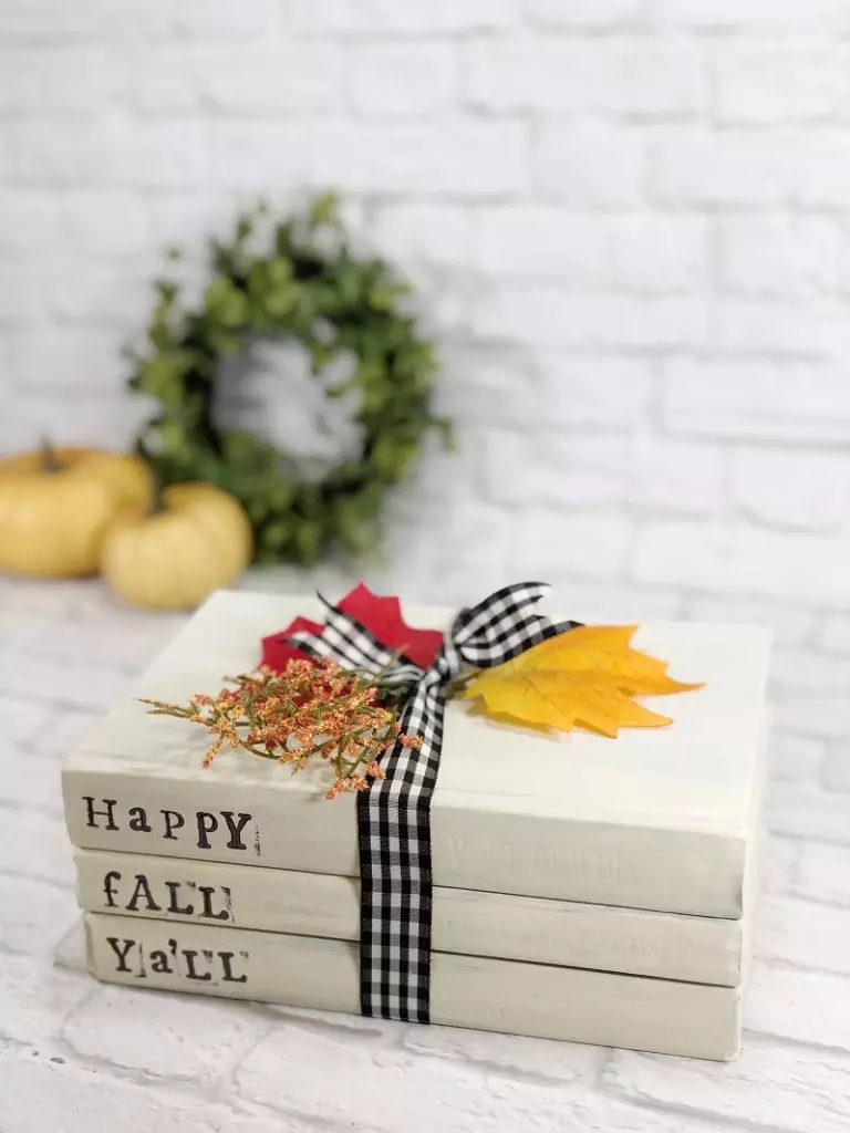 How to DIY a Dollar Tree Book Stack in 15 Minutes Creatively Beth #creativelybeth #dollartree #creaft #bookstack #fall #autumn #homedecor