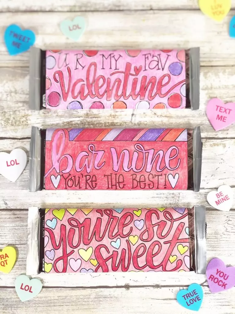 Free Printable Candy Bar Wrappers for Valentine's Day by Creatively Beth #creativelybeth #freeprintable #candybarwrappers #valentinesday