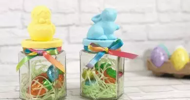 5 Minute Easter Candy Jars with Dollar Tree Supplies Creatively Beth #creativelybeth #dollartreecrafts #eastercrafts #eastercandy