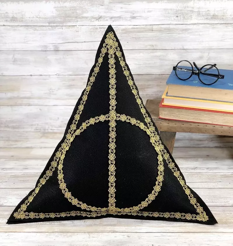 Harry Potter Deathly Hallows Pillow with Kunin Felt and Poly-Fil by Creatively Beth #creativelybeth #harrypotter #deathlyhallows #diypillow #polyfil