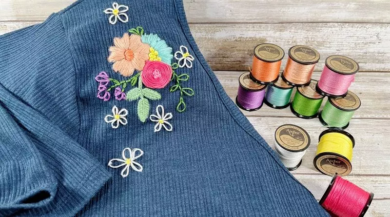 Floral Emroidered T-Shirt with Free Pattern by Creatively Beth #creativelybeth #anchorfloss #embroideryflossspools #floralembroidery #handembroidery #freepattern