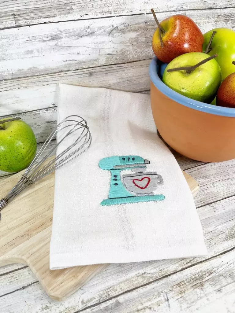 Hand Embroidery Stitches for a Kitchen Towel with Free Printable by Creatively Beth #creativelybeth #embroidery #satinstitch #freeprintable #floursacktowel #kitchen #crafts #diy