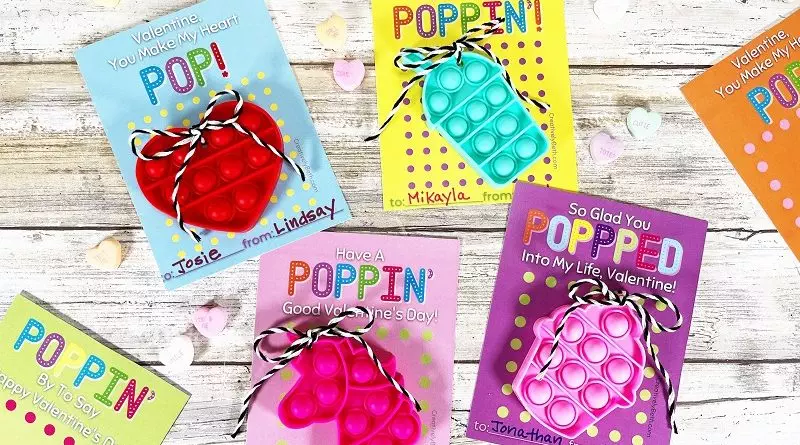 Free Printable Pop It Valentine Cards Creatively Beth #creativelybeth #free #printable #valentine #cards #download #valentinesday #popit #dollartree #tags #classroom
