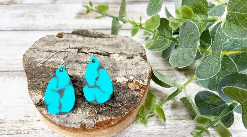 DIY Faux Turquoise Earrings Liquid Sculpey Creatively Beth #creativelybeth #liquidsculpey #sculpey #jewelry #earrings #turquoise #faux #howto #diy