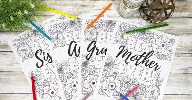 Free Printable Mothers Day Coloring Pages for Kids 25 Versions Creatively Beth #creativelybeth #mothersday #free #printable #printables #coloring #pages #mom #grandma #aunt #sister #page #flowers #drawn #hand #lettered