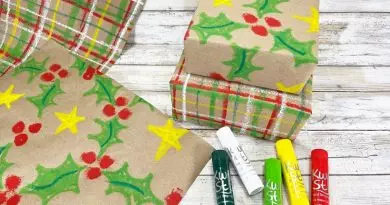 DIY Wrapping Paper with Kwik Stix Creatively Beth #creativelybeth #kwikstix #dollartree #christmas #diy #craft #wrappingpaper