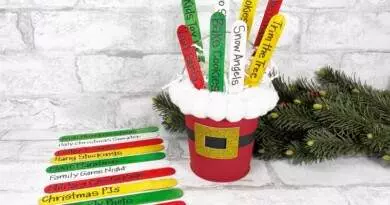 Dollar Tree Christmas Bucket List with Free Printable Creatively Beth #creativelybeth #christmas #bucket #list #dollartree #craftstick #popsiclestick #freeprintable #family #craft #diy