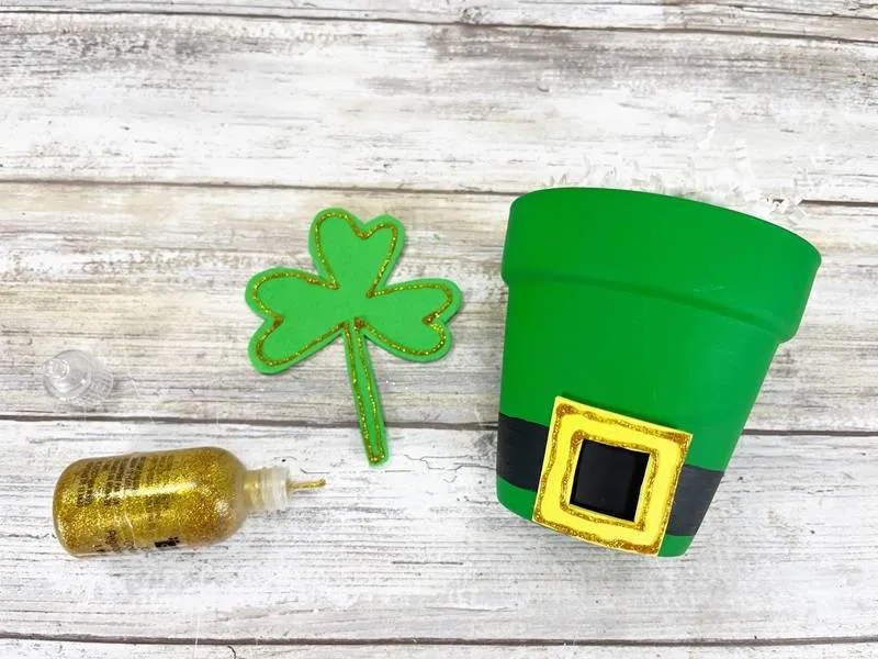 Dollar Tree Clay Pot Leprechaun Hat