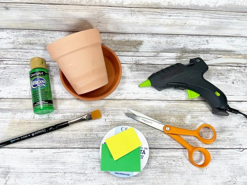 Dollar Tree Clay Pot Leprechaun Hat