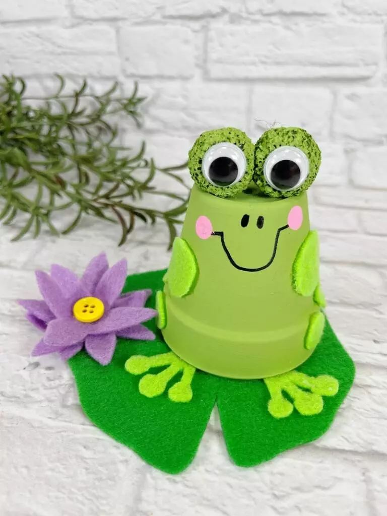 Dollar Tree Clay Pot Frog