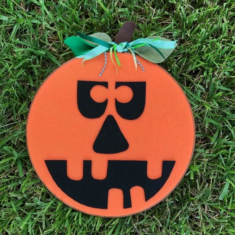 How to Make a Whimsical Embroidery Hoop Jack-O-Lantern