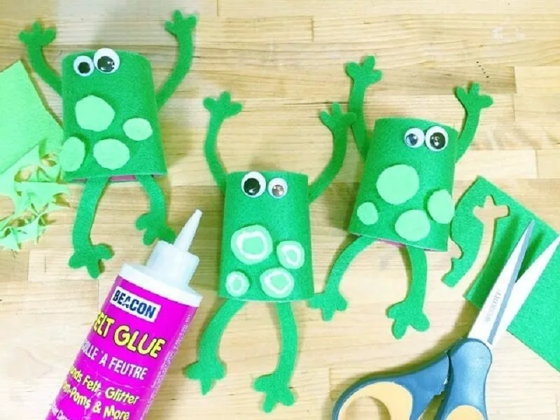 Recycled Toilet Paper Tube Frog Game for Kids