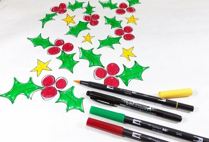 https://creativelybethcomf5489.zapwp.com/q:i/r:1/wp:1/w:340/u:https://creativelybeth.com/wp-content/uploads/2020/07/DIY-CHRISTMAS-WRAPPING-PAPER-CREATIVELY-BETH-5.jpg