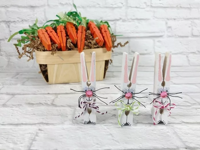 DIY CLOTHESPIN CARROT Dollar Store Crafts - Laura Kelly's Inklings