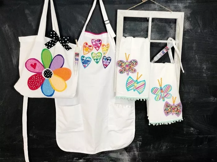 https://creativelybethcomf5489.zapwp.com/q:i/r:1/wp:1/w:340/u:https://creativelybeth.com/wp-content/uploads/2022/01/Easy-Butterfly-Flour-Sack-Towels-Trio-Horizontal-Creatively-Beth.jpg