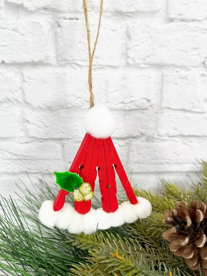 Festive DIY: How to Craft a Snowman Hat Centerpiece from Dollar