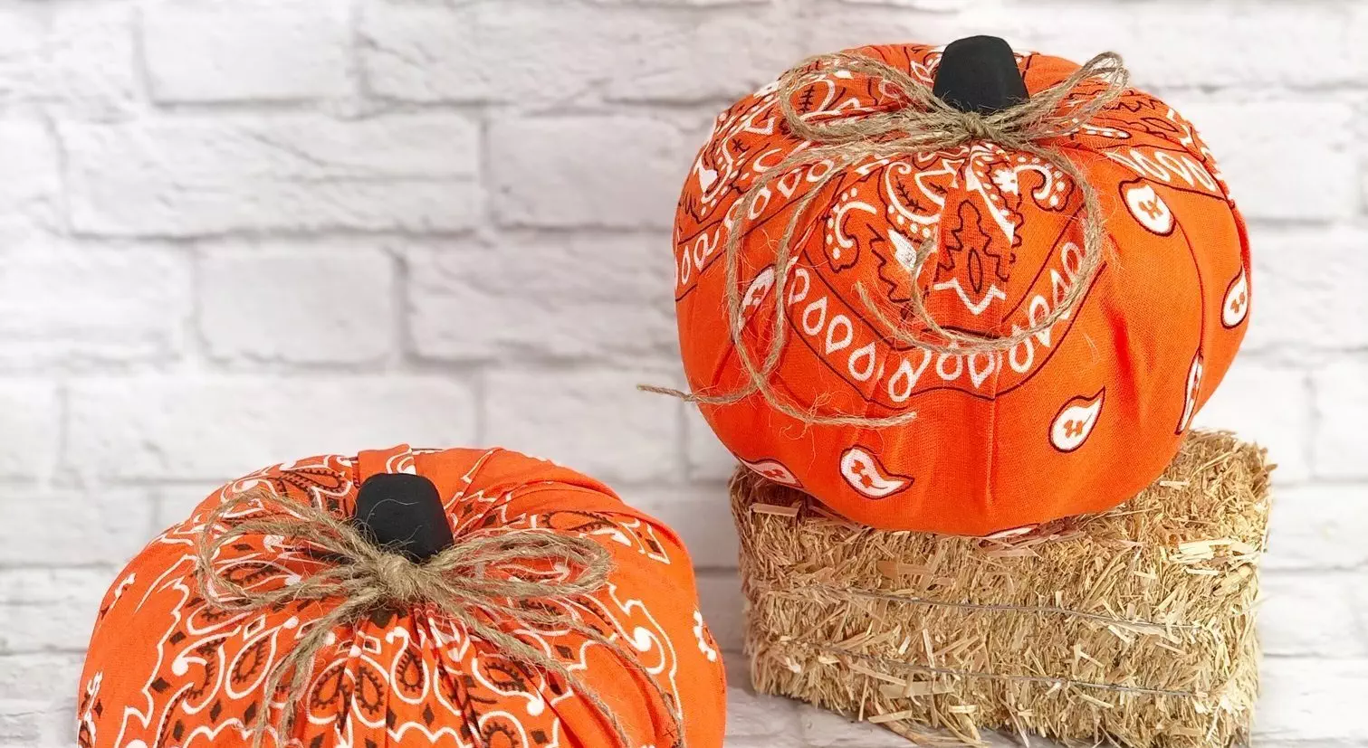 Dollar Tree Bandana Pumpkins in 15 Minutes