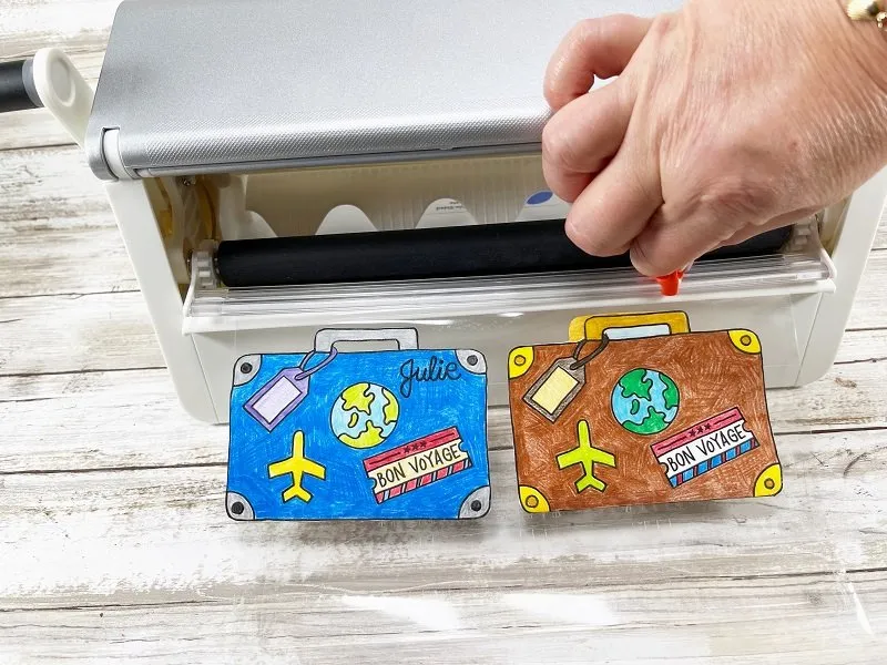 How to Make Laminated Luggage Tags with a Free Printable