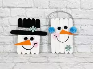 Dollar Tree Christmas DIY Craft Stick Snowman