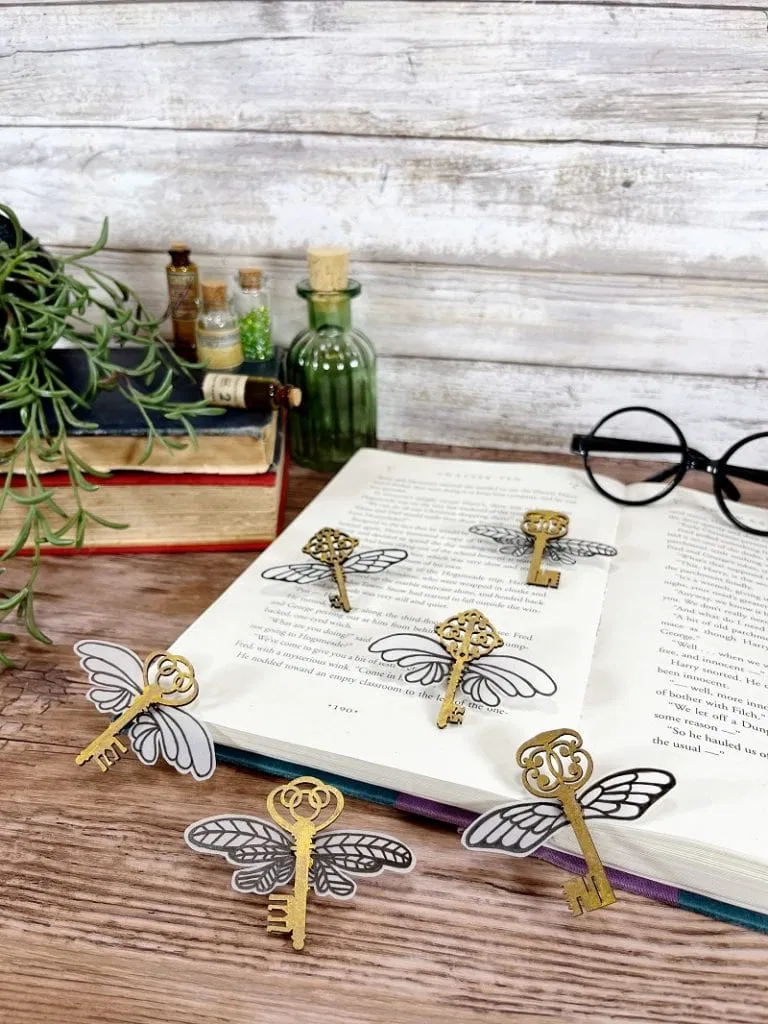 Harry Potter Crafts DIY Flying Keys Free Printable Wings
