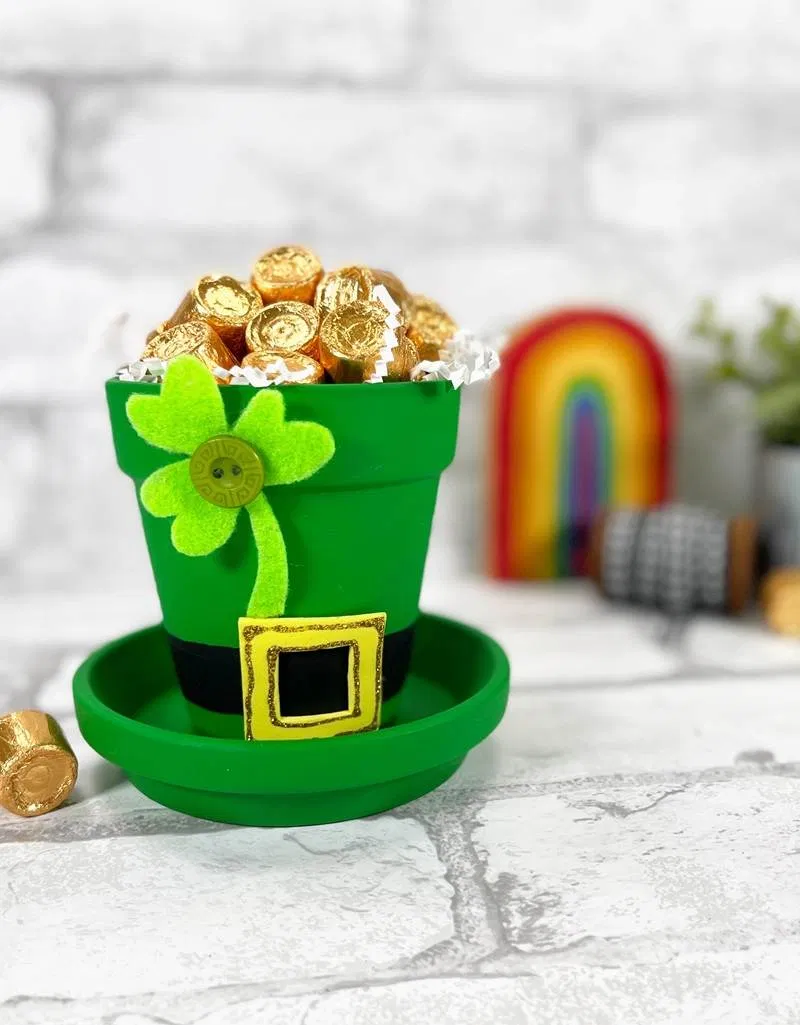 Dollar Tree Clay Pot Leprechaun Hat